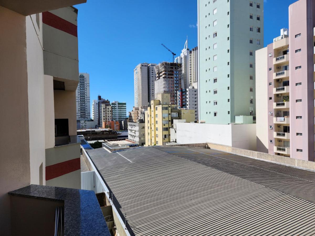 2 Quartos A 200Mts Praia Central, Garagem, Churrasqueira, Wi-Fi 90 Mbps, Pet Friendly Balneário Camboriú Buitenkant foto