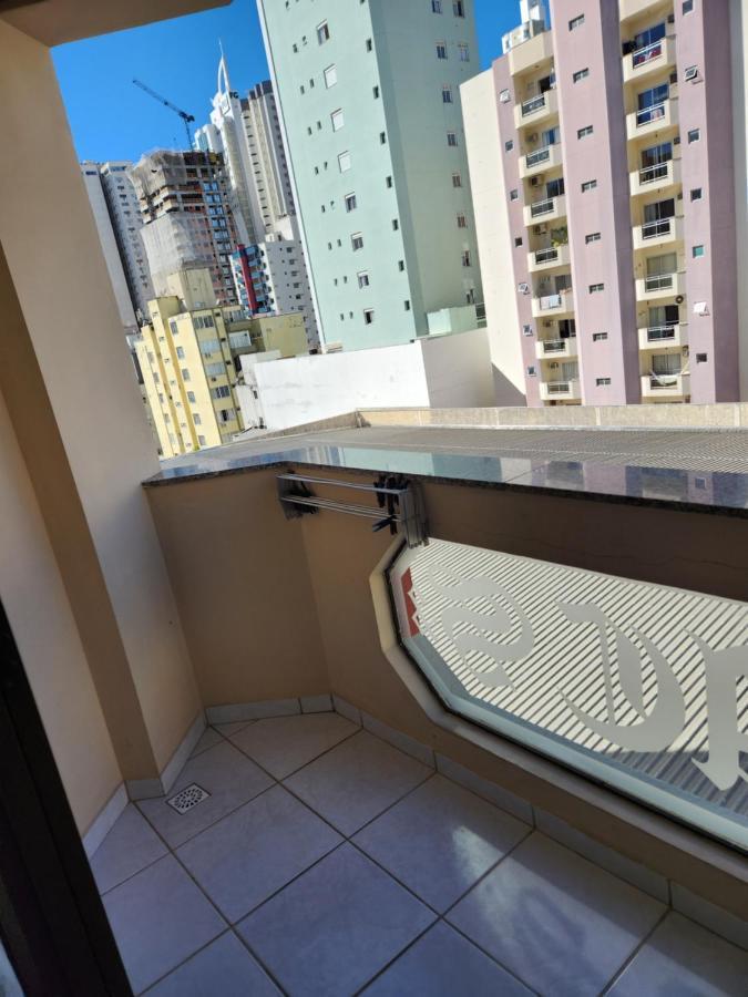 2 Quartos A 200Mts Praia Central, Garagem, Churrasqueira, Wi-Fi 90 Mbps, Pet Friendly Balneário Camboriú Buitenkant foto