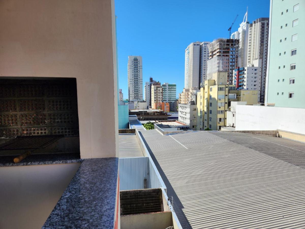 2 Quartos A 200Mts Praia Central, Garagem, Churrasqueira, Wi-Fi 90 Mbps, Pet Friendly Balneário Camboriú Buitenkant foto