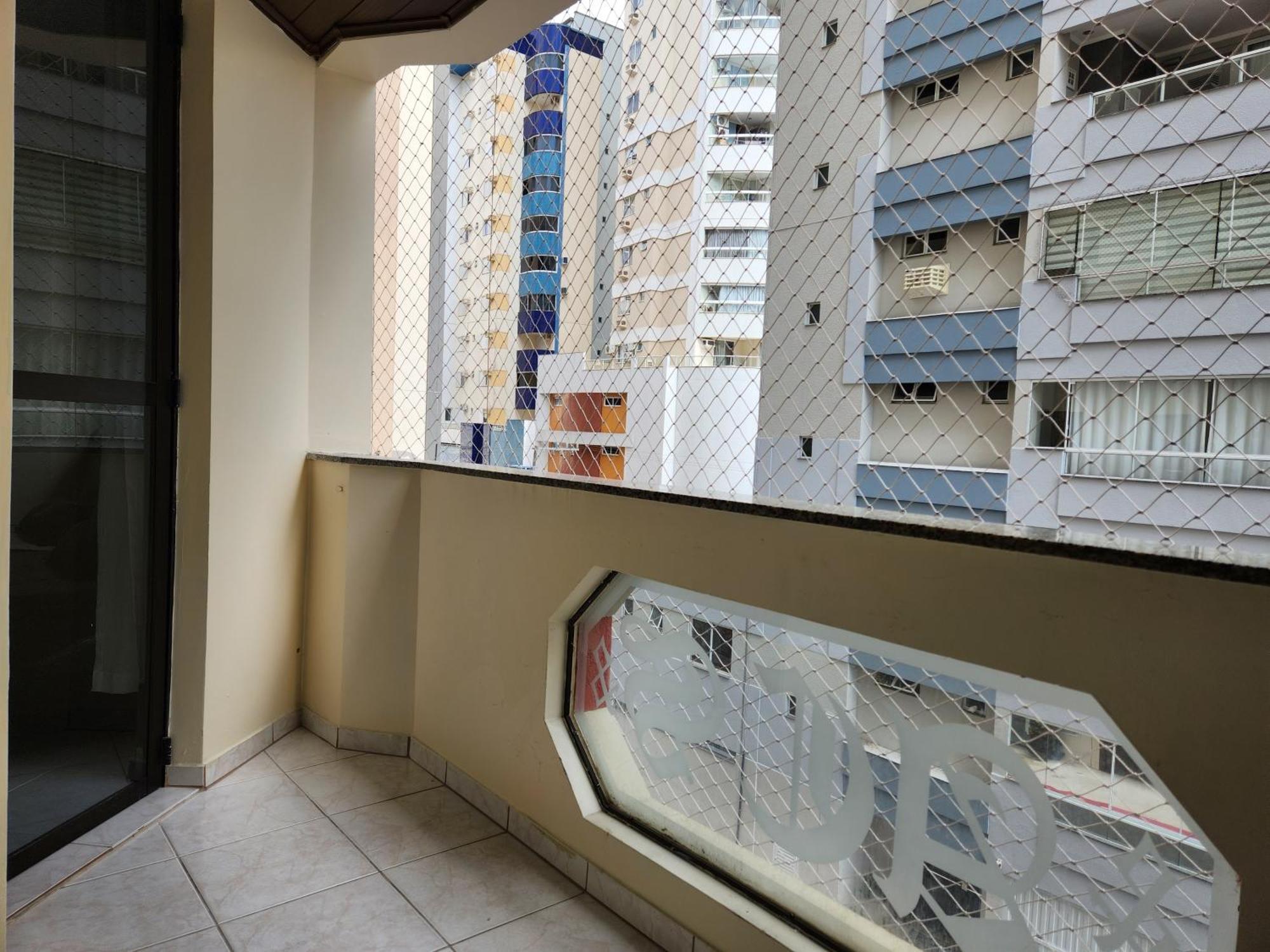 2 Quartos A 200Mts Praia Central, Garagem, Churrasqueira, Wi-Fi 90 Mbps, Pet Friendly Balneário Camboriú Kamer foto