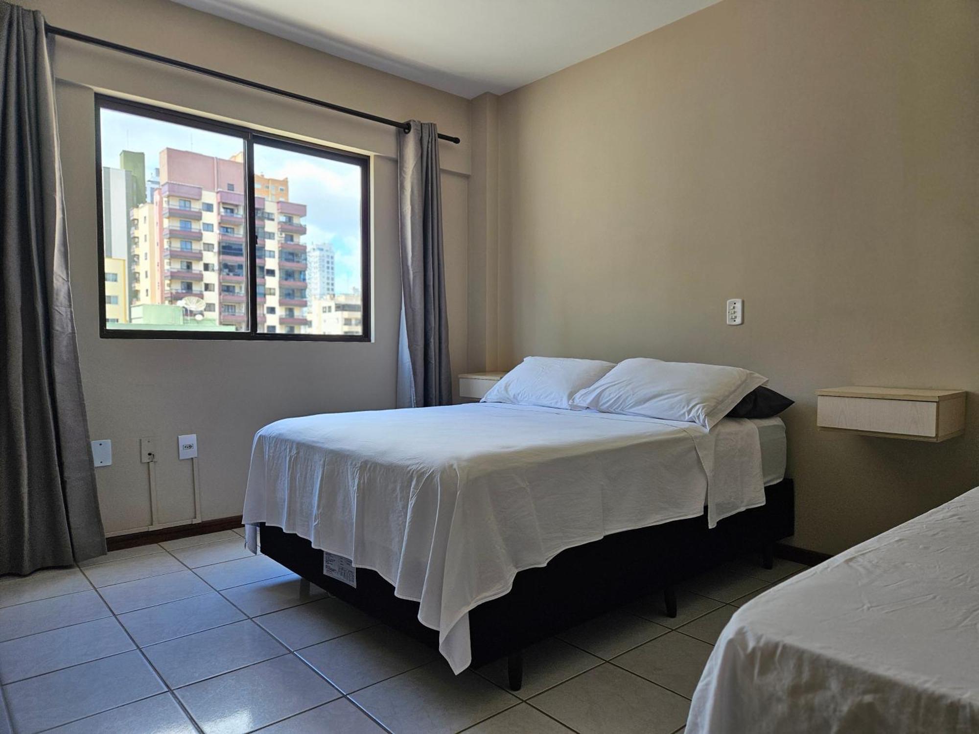 2 Quartos A 200Mts Praia Central, Garagem, Churrasqueira, Wi-Fi 90 Mbps, Pet Friendly Balneário Camboriú Buitenkant foto