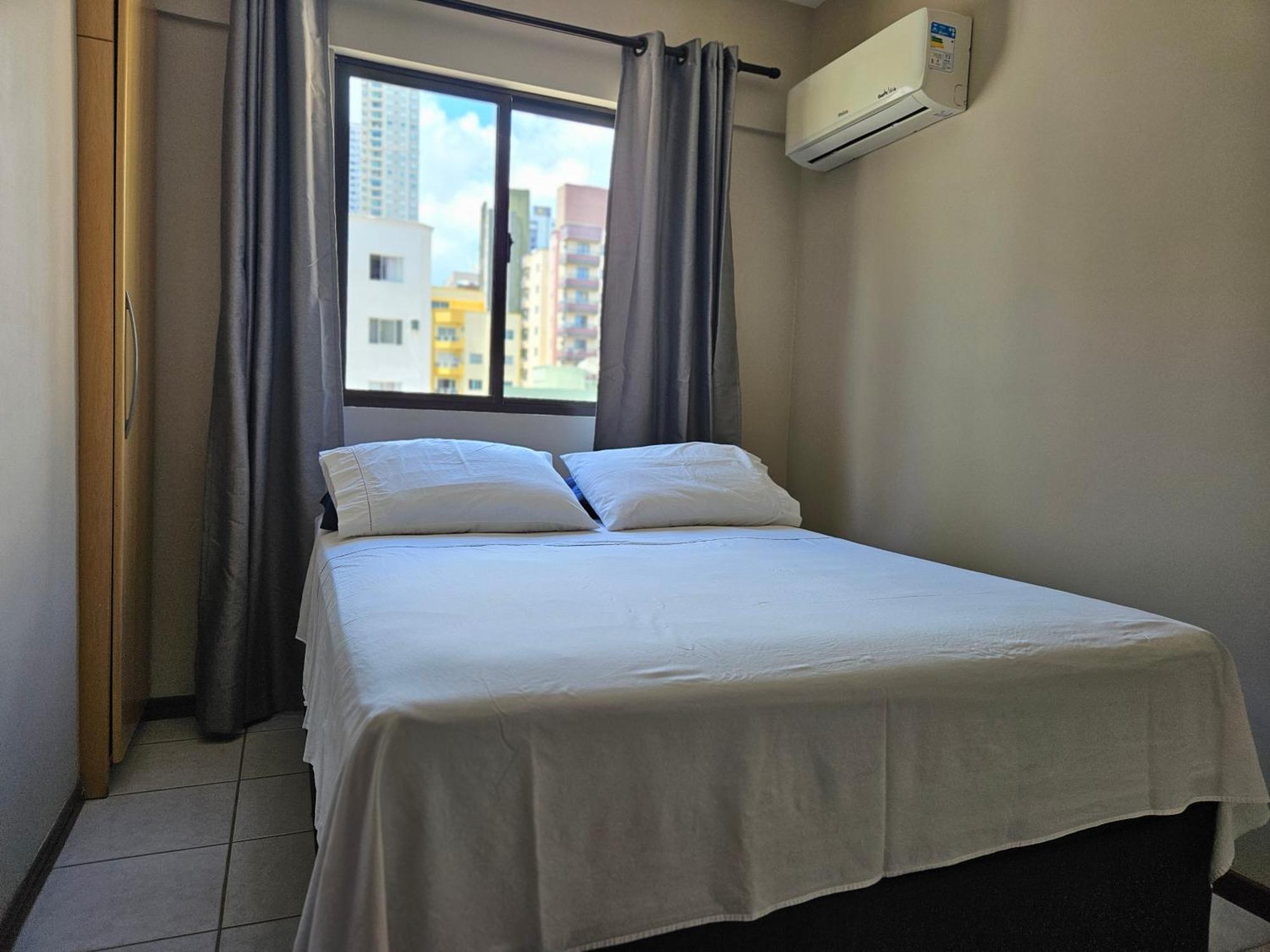 2 Quartos A 200Mts Praia Central, Garagem, Churrasqueira, Wi-Fi 90 Mbps, Pet Friendly Balneário Camboriú Buitenkant foto
