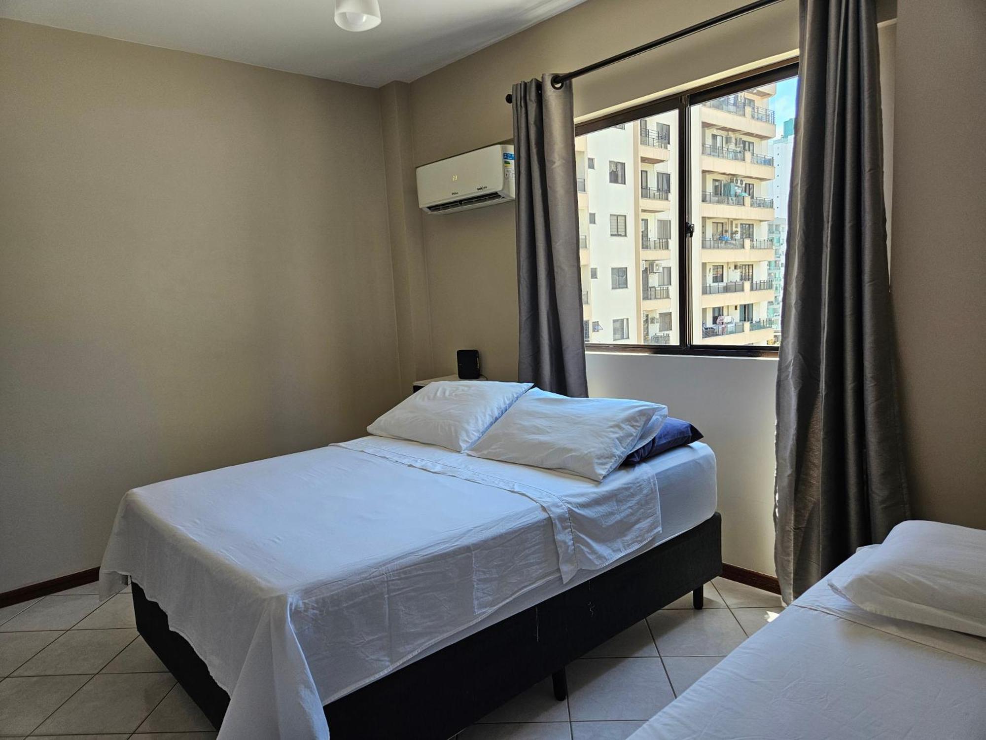 2 Quartos A 200Mts Praia Central, Garagem, Churrasqueira, Wi-Fi 90 Mbps, Pet Friendly Balneário Camboriú Buitenkant foto
